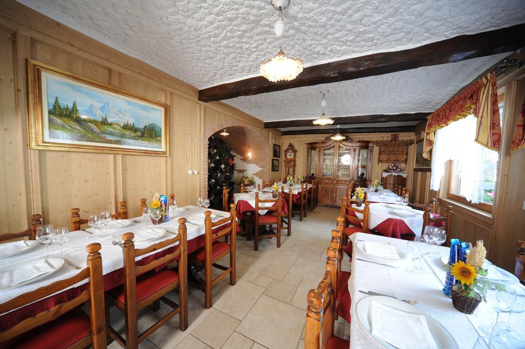 Albergo Alpino Vermiglio Exterior foto